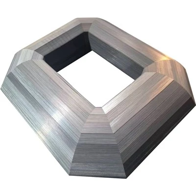 Triangular 3D Open-type Folded Cores
